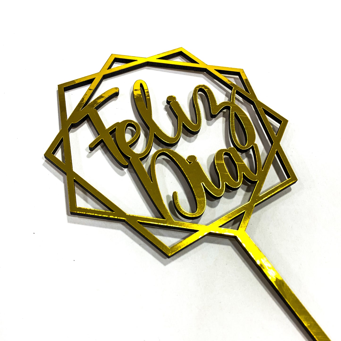 Topper Feliz Día Pequeño Dorado REF: FDPD001