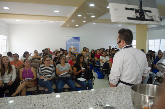 Taller Tortas de Celebración By: Víctor Araque