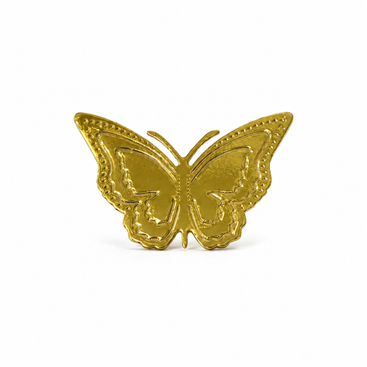 Aplique Mariposa 3D dorado, fotografía profesional sobre fondo blanco